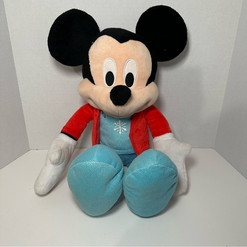 Disney Mickey Mouse 21 inch Plush Holiday Edition